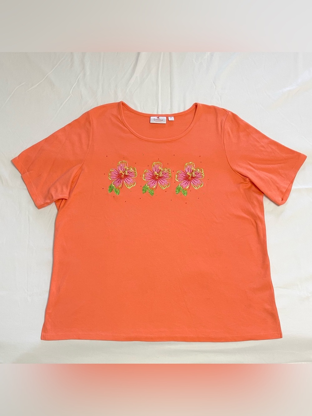 Vintage Hawaiian Embroidered Floral Short Sleeve Women’s Shirt 2X